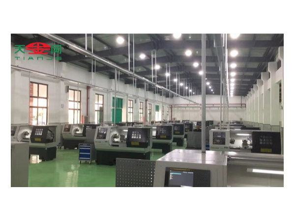 不懂的人怎么買工具柜，18年品牌工具柜廠家天金岡教你！