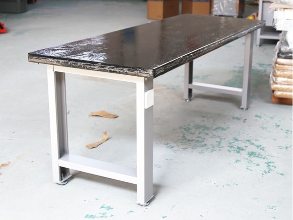 不銹鋼工作臺(tái)適用于哪些工作場(chǎng)景？