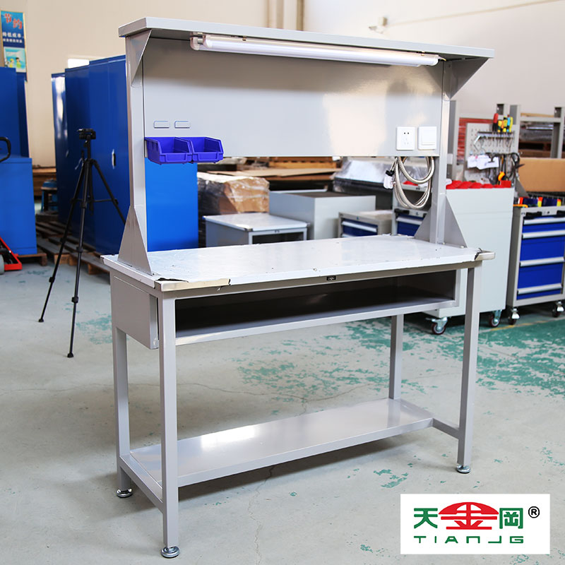 帶燈架的不銹鋼工作桌有什么作用？