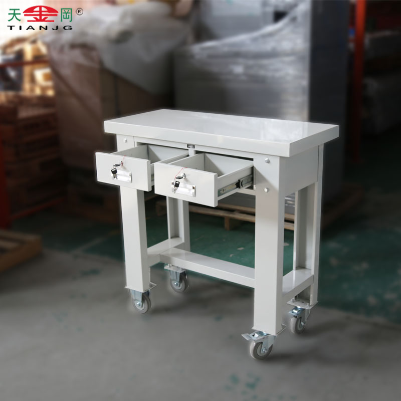 可移動(dòng)車間工作桌的優(yōu)勢在哪里？