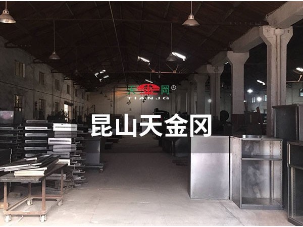 有實力，昆山這個生產廠家專注工位柜定制18年！