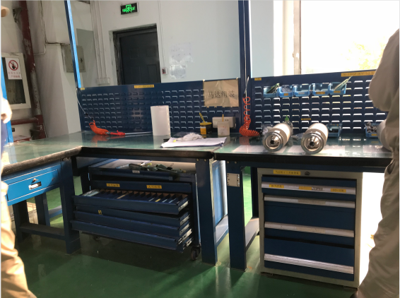 非標(biāo)定制車間工作臺工作桌