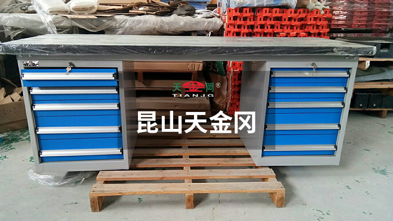 鉗工工具柜價(jià)格怎么樣，怕買貴選直銷廠家！